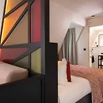 Le 12 Parigi