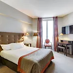 Le 12 4* Parigi