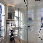 Le 12 4*