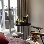 Le 12 Hotel Parigi