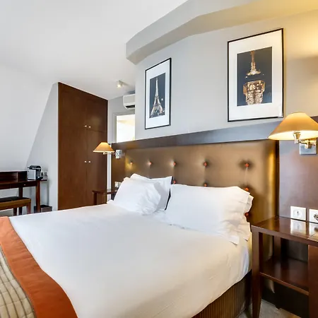 Hotel Le 12 4*