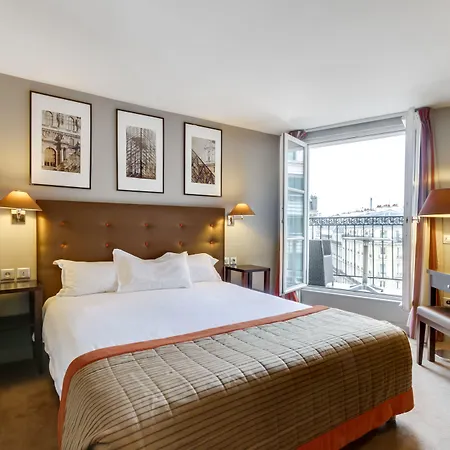 Le 12 Hotel
