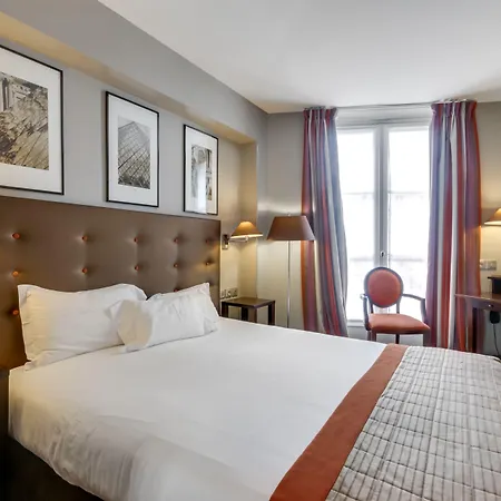 Le 12 Hotel