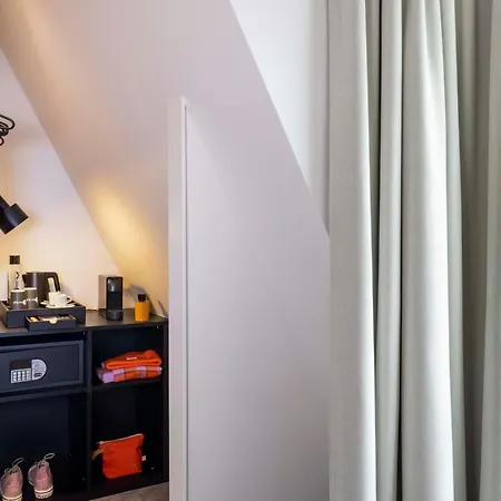 Hotel Le 12