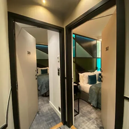 Hotel Le 12