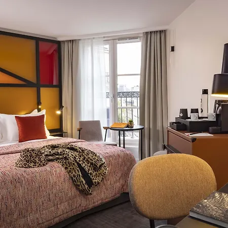Hotel Le 12 4*