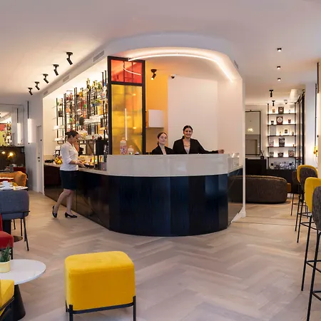 Hotel Le 12 4*