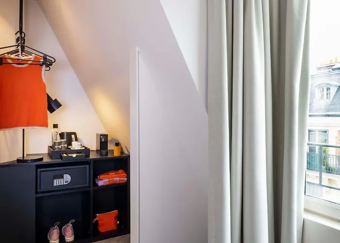 Hotel Le 12