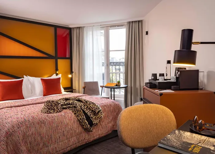 Hotel Le 12 4*
