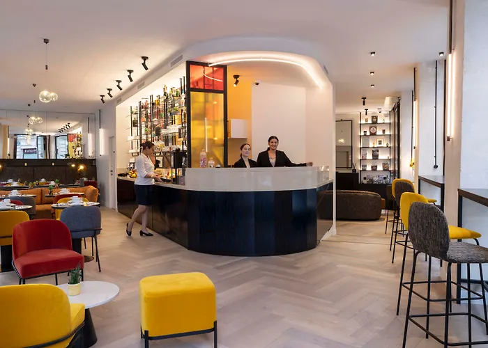 Hotel Le 12 4*