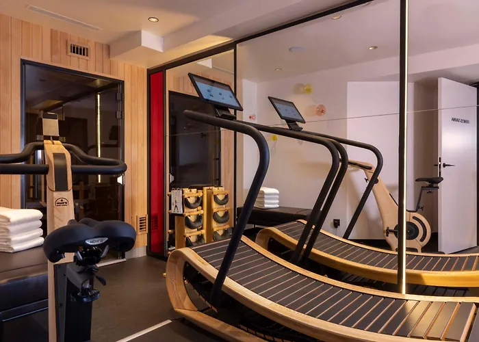 Hotel Le 12 Paris