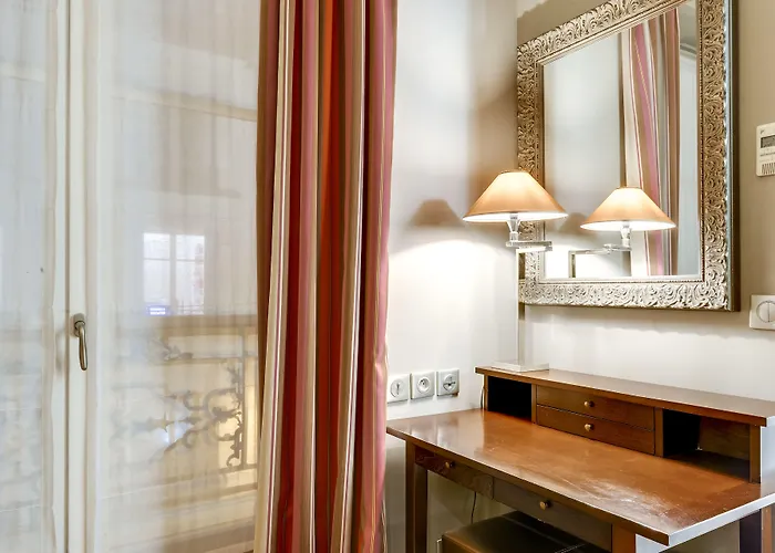 Hotel Le 12 4*