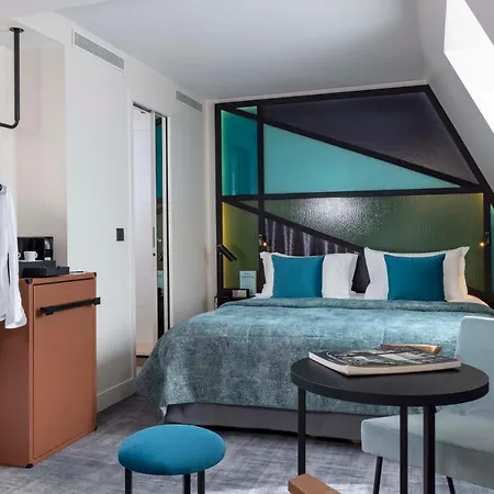 Hotel Le 12 Paris