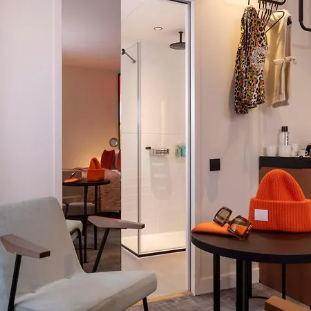 Hotel Le 12 Paris