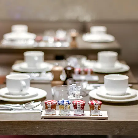 Le 12 Hotel Paris