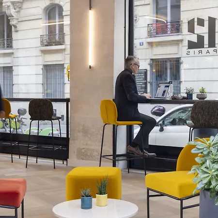 Hotel Le 12